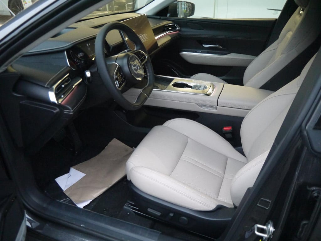 Mazda 6 6e takumi 68.8 kwh