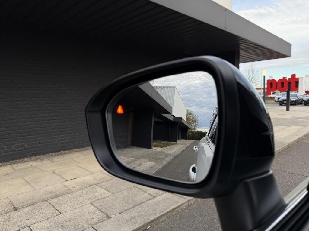 Nissan Qashqai 1.5 epower n-connecta // black editie //