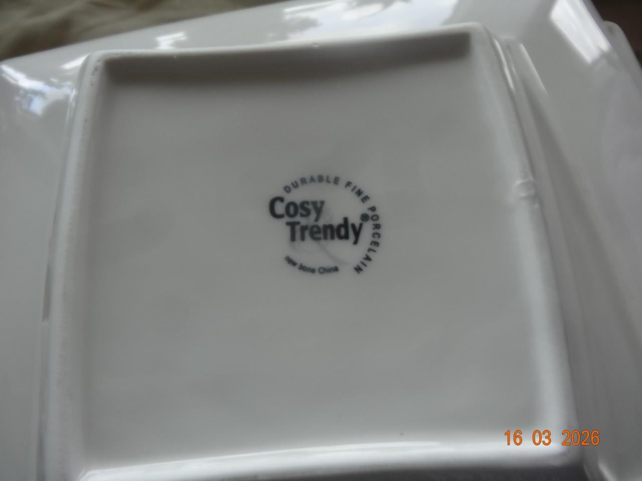 Mooie witte borden set