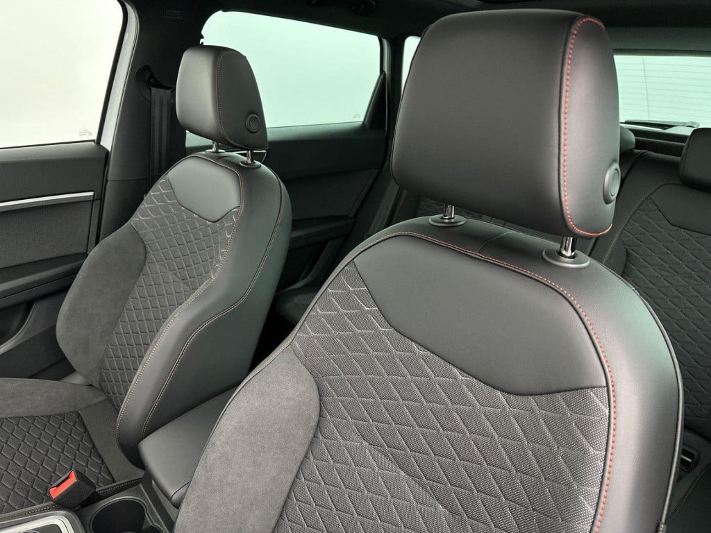 Seat Ateca fr business intense 1.5 110 kw / 150 pk tsi suv 7