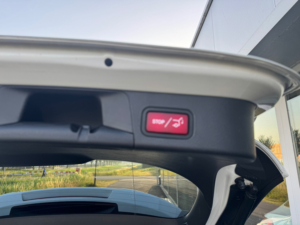 Mercedes-Benz B-Klasse 250 e progressive premium plus nightpakket automaat 