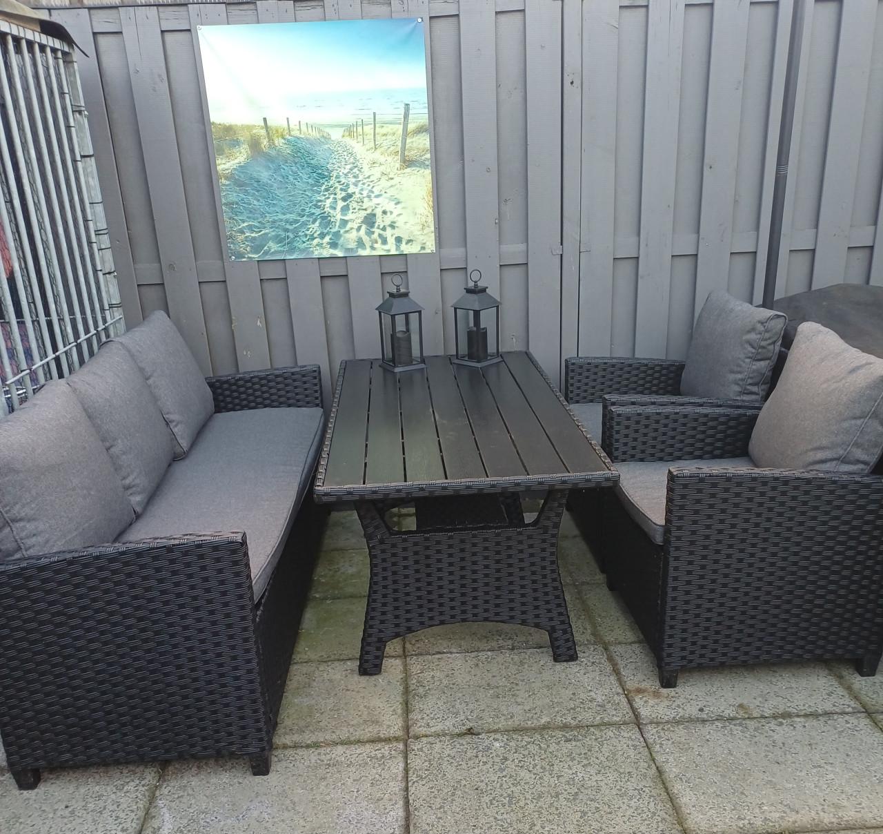 Mooie tuinset 5 persoons