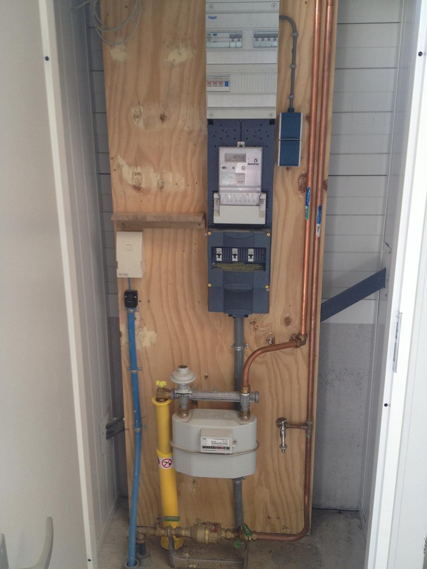 TE HUUR bedrijfsruimte / unit / loods / kantoor Arnestein Middelburg 795 eu