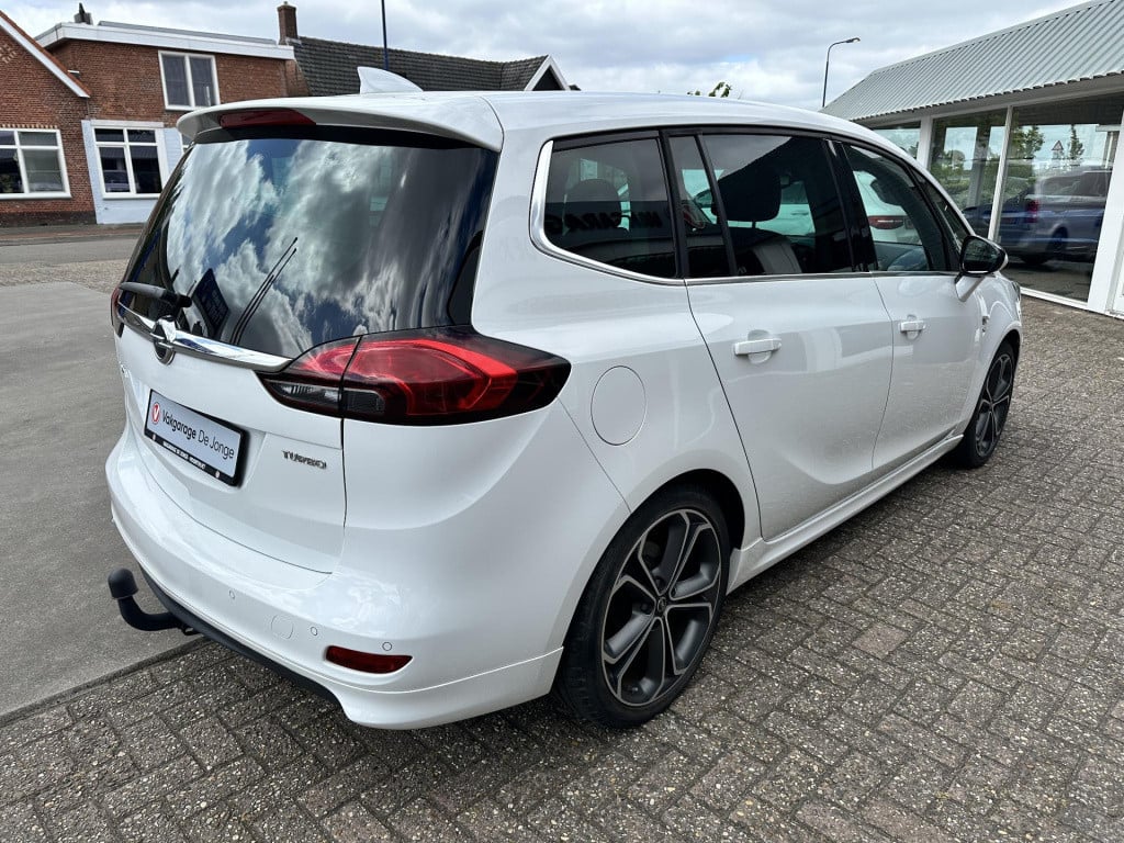 Opel Zafira 1.4 turbo ecotec 103kw innovation opc line