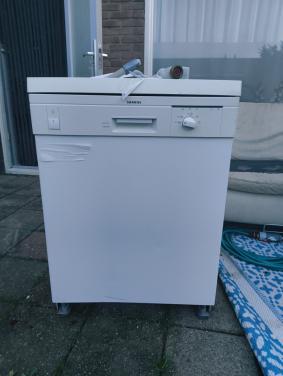 Gratis af te halen vaatwasser