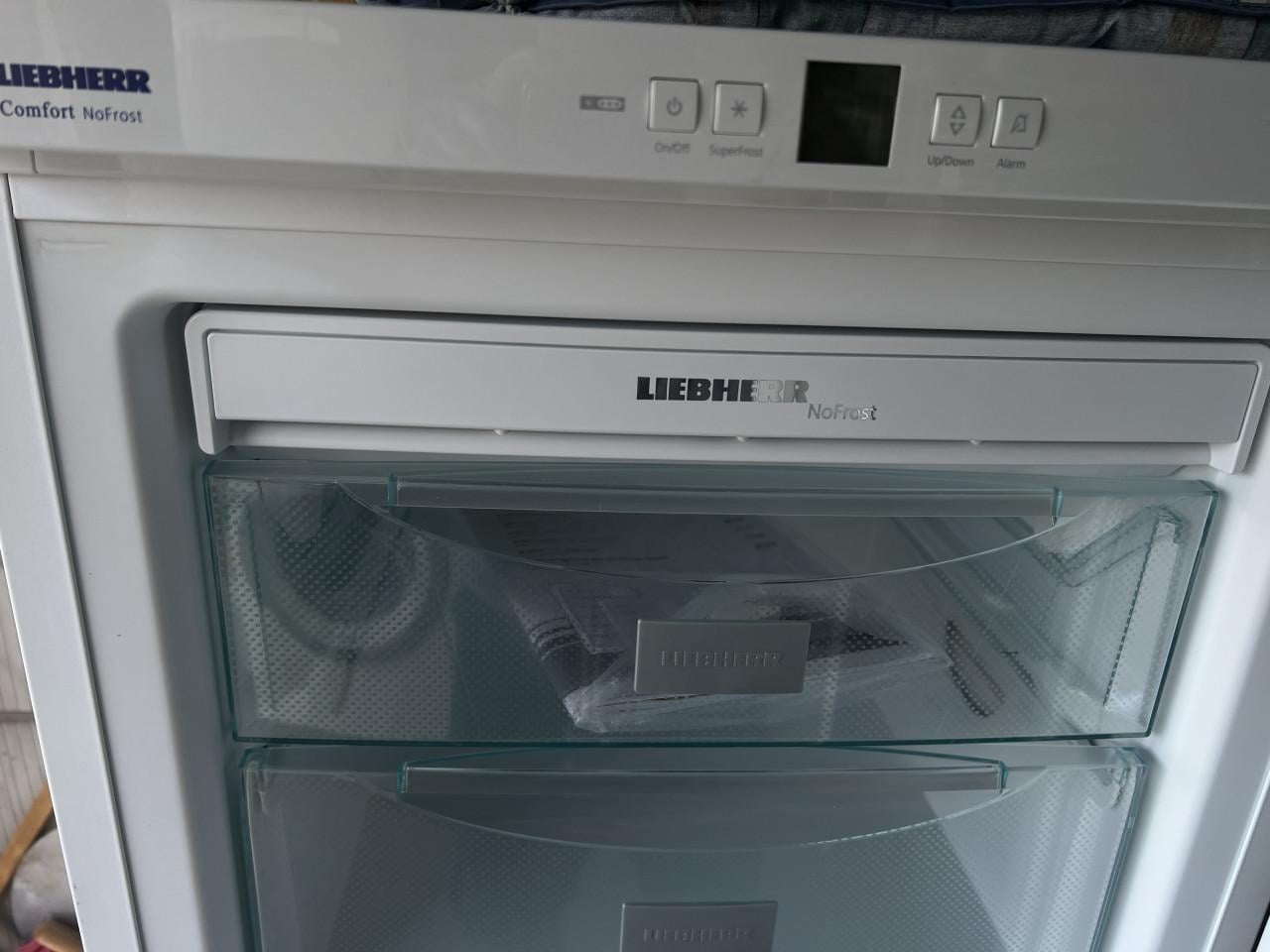 LIEBHERR Nofrost GNP 2313 vrieskast 226 liter vriezer energieklasse A++
