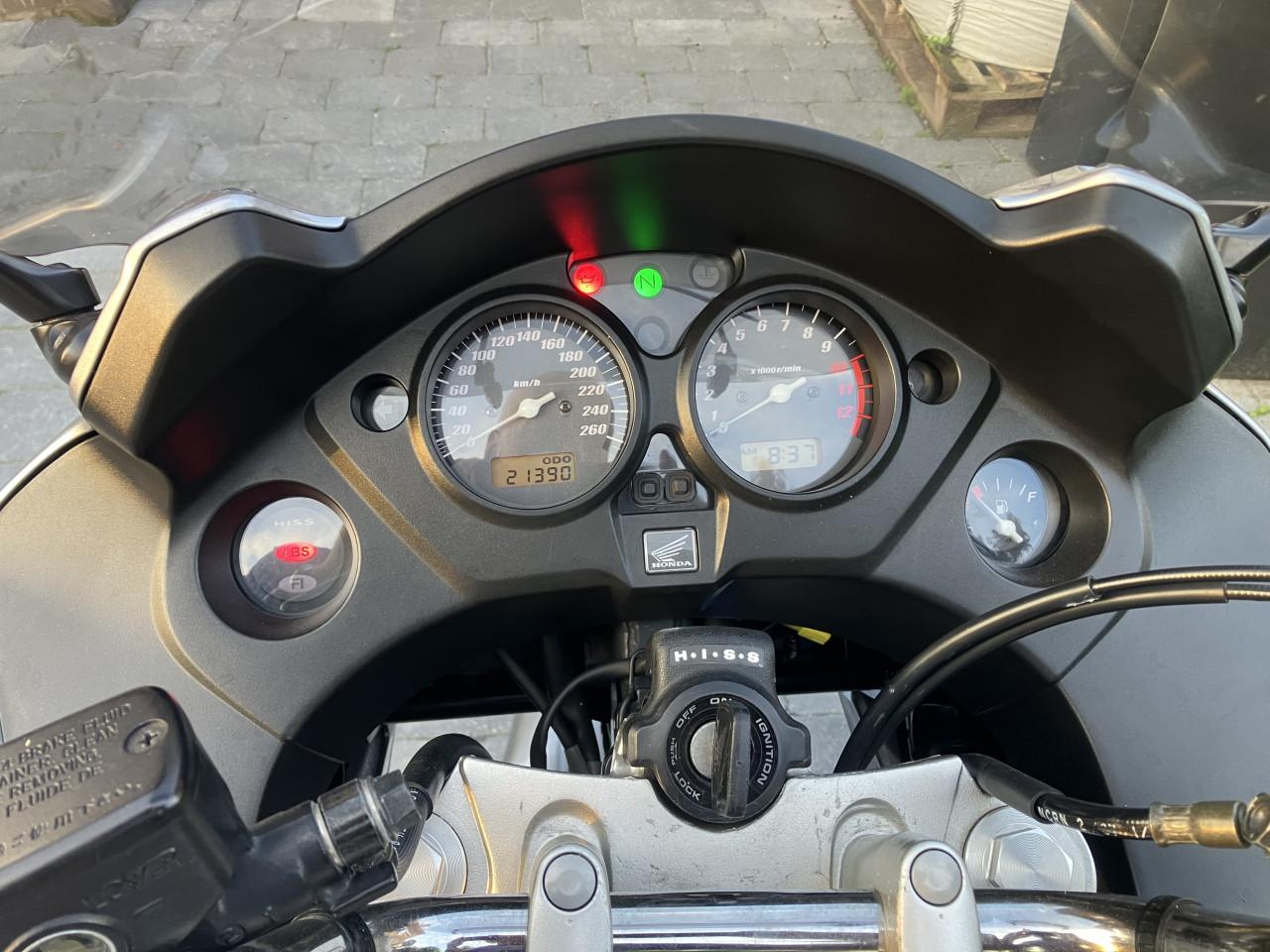 Honda CBF1000A 2008 slechts 21.390 km topkoffer recent geserviced 100% goed