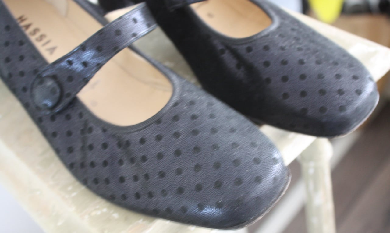 Zwarte pumps met zwarte stip maat 6 J