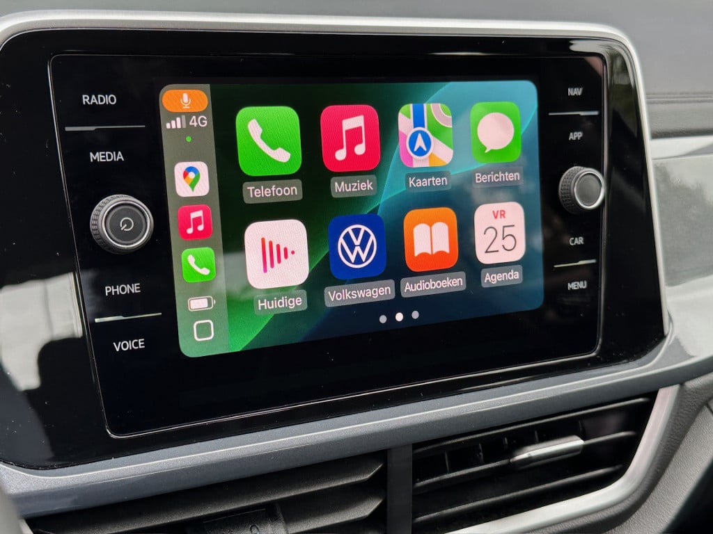 Volkswagen T-roc 1.5 tsi 150pk dsg style carplay | camera | keyless | elek.