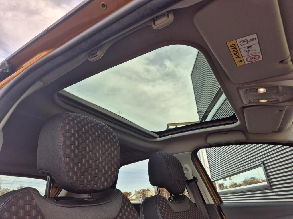 Renault Captur tce 120 edc automaat intens bose® audiosystem, panoramadak, 