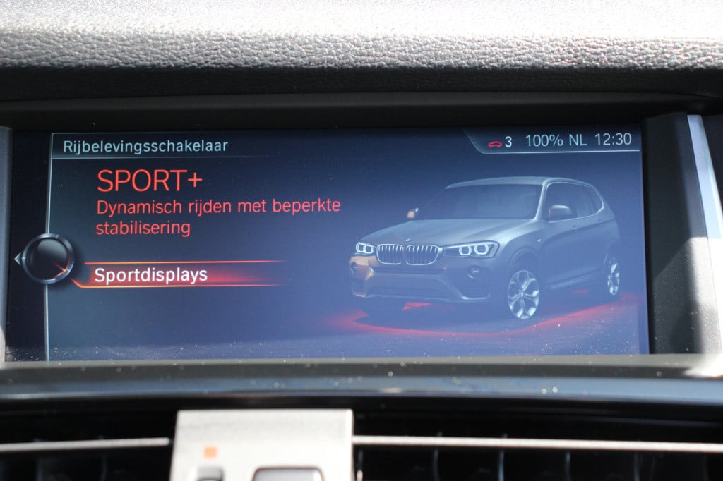 BMW X3 sdrive20i centennial high executive | m pakket | pano | leder | head