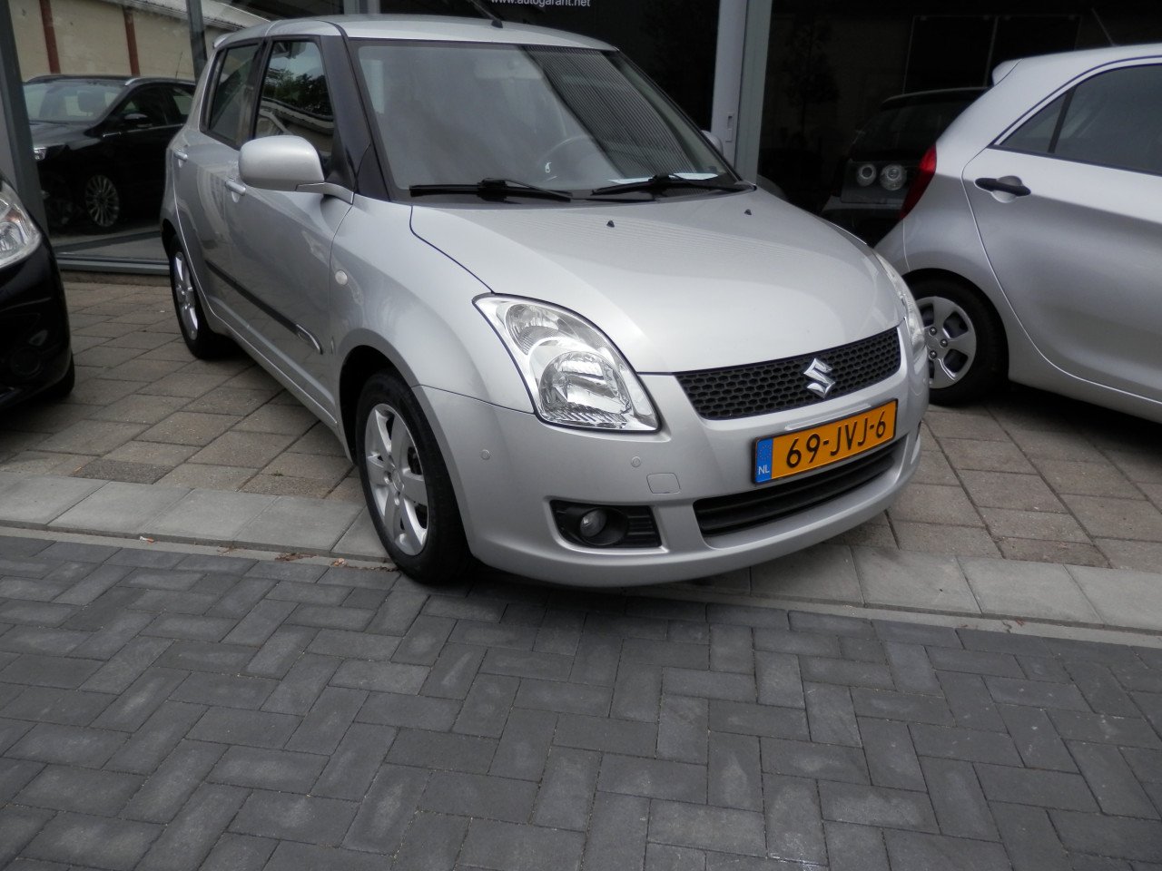 Auto Garant Biedt Aan: Suzuki Swift 1.3 Bandit