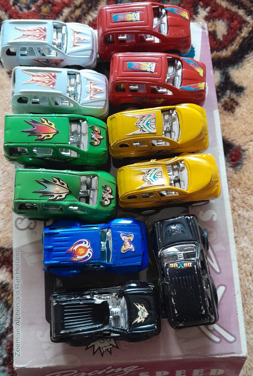 Partij divers kinderspeelgoed en spellen