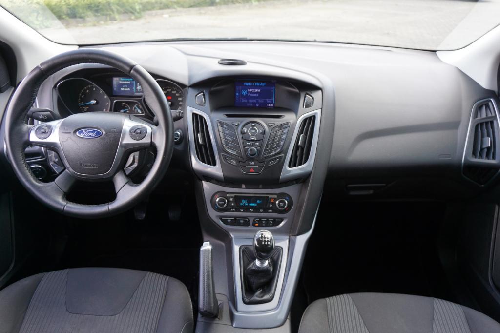 Ford Focus wagon 1.6 ecoboost lease titanium airco / navi / cruise / elektr