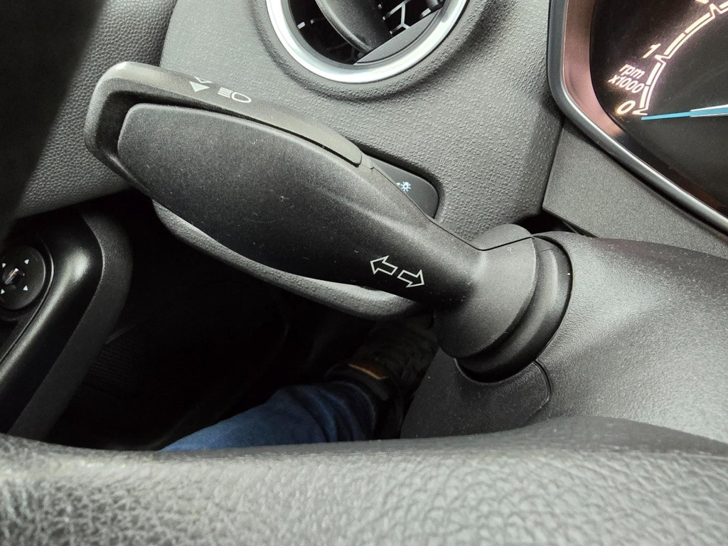 Ford Fiesta occasion 1.0 style met airco en mooie antracietgrijze kleur | 5