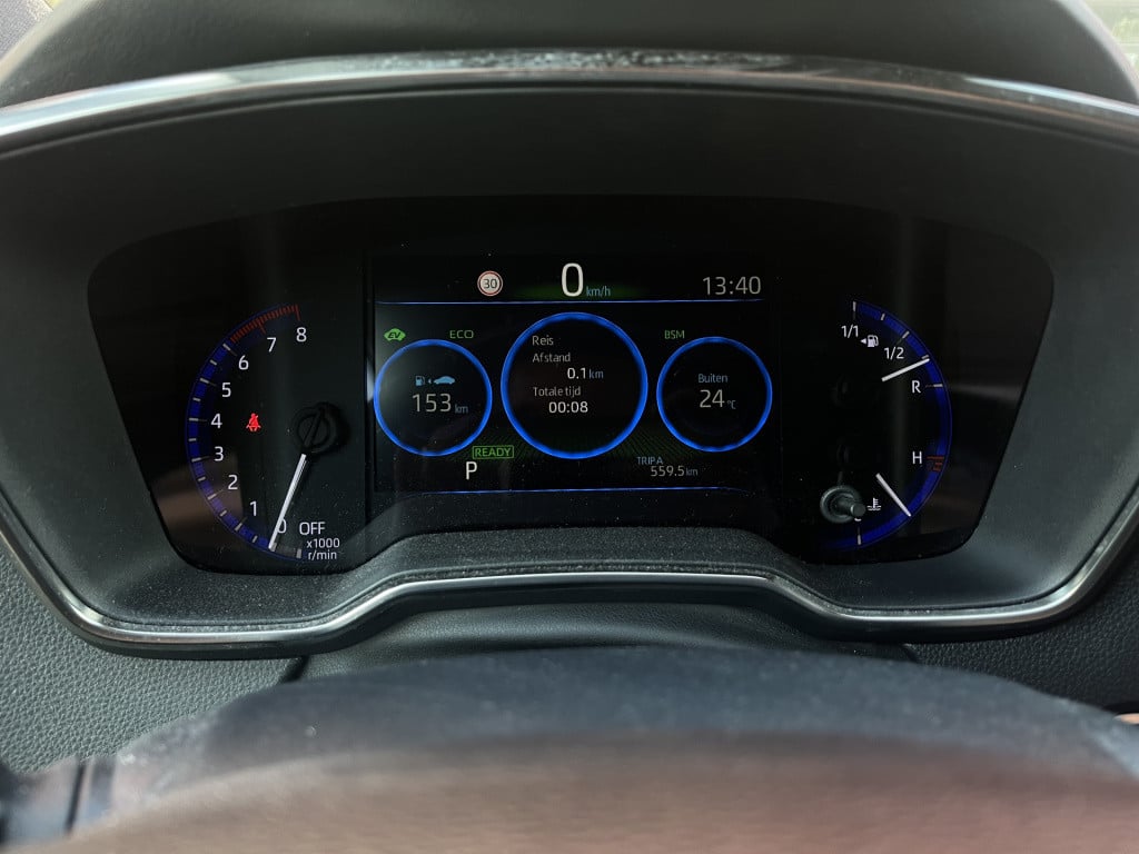 Toyota Corolla Touring Sports 2.0 hybrid executive | trekhaak | pano | nav!