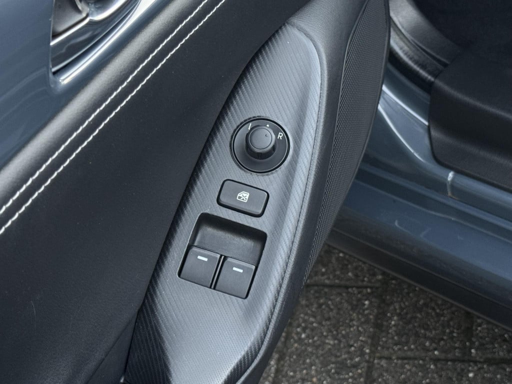 Mazda Mx-5 2.0 skyactiv-g 184 luxury nl-auto!