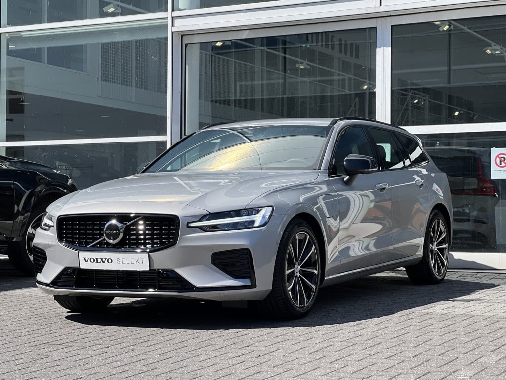 Volvo V60 t6 398pk recharge plus dark| adap.cruise| 360camera| trekaak