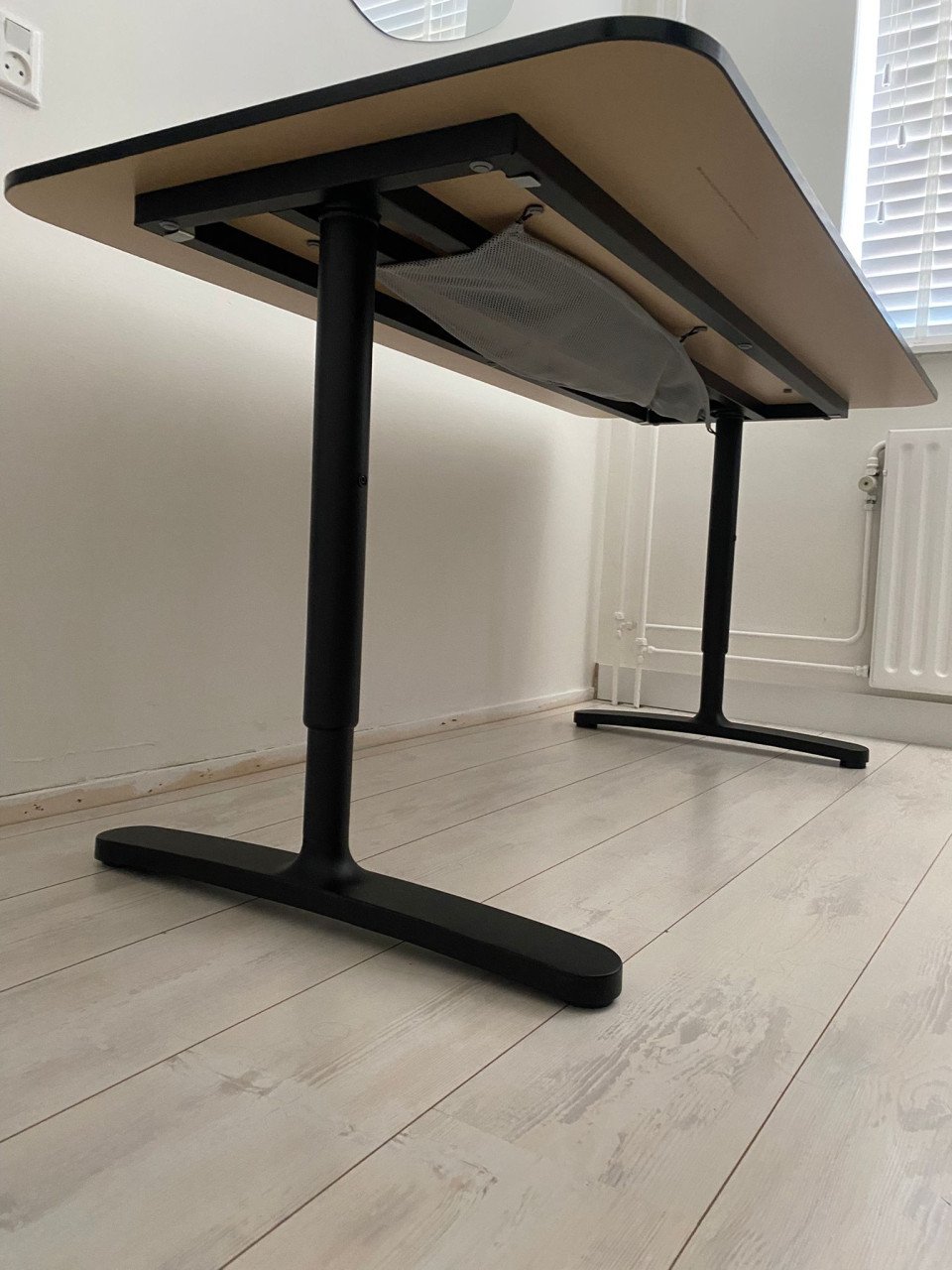 Bekant Ikea bureau te koop | 160 x 80cm