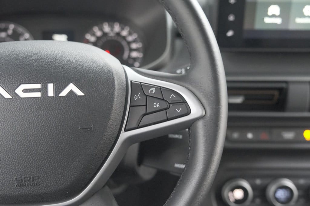 Dacia Jogger tce 110 extreme | 7 zitplaatsen | camera | dodehoekdetectie | 