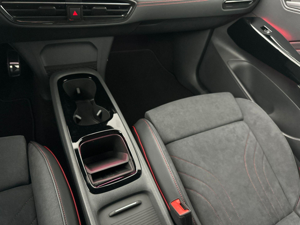 Volkswagen Id.3 gtx performance 79 kwh accu, 240 kw / 326 pk hatch