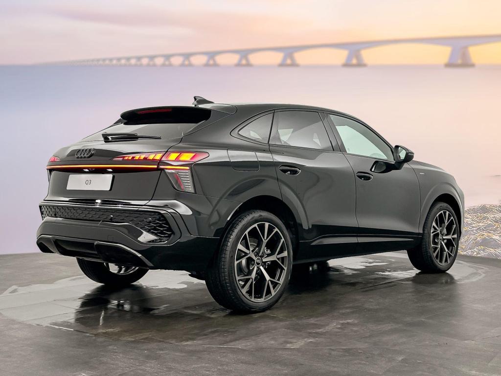 Audi Q3 sportback s edition e-hybrid 200 kw / 272 pk sportback 6 ver