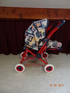 Speelgoed, poppenwagen, staal, rood