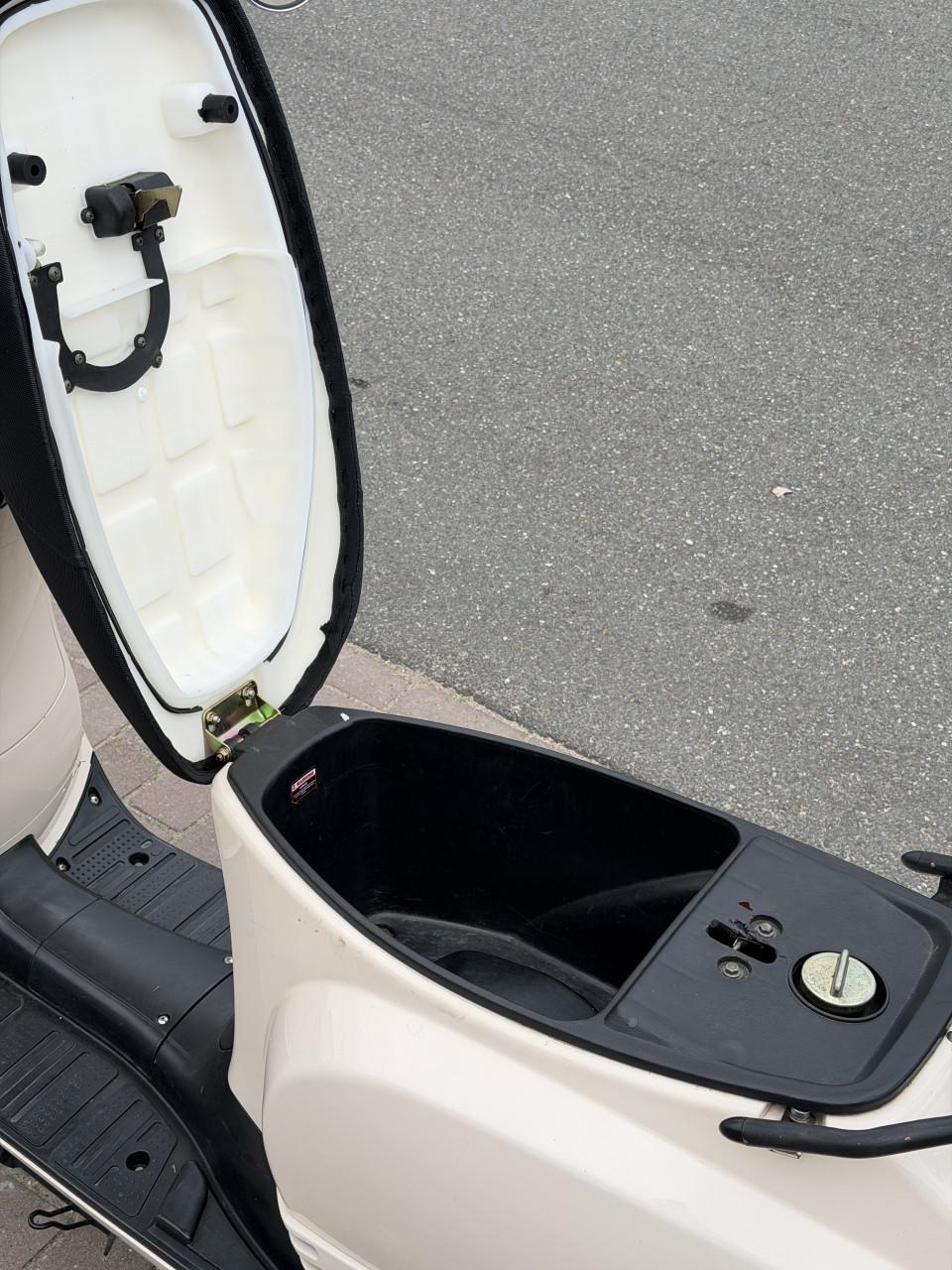 BTC Riva snor scooter met 9700 km - Onderhoud gehad - 4-takt