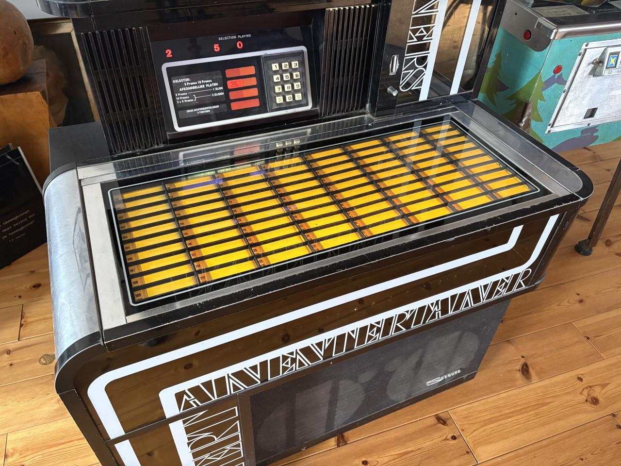 Jukebox Seeburg STD2 Entertainer