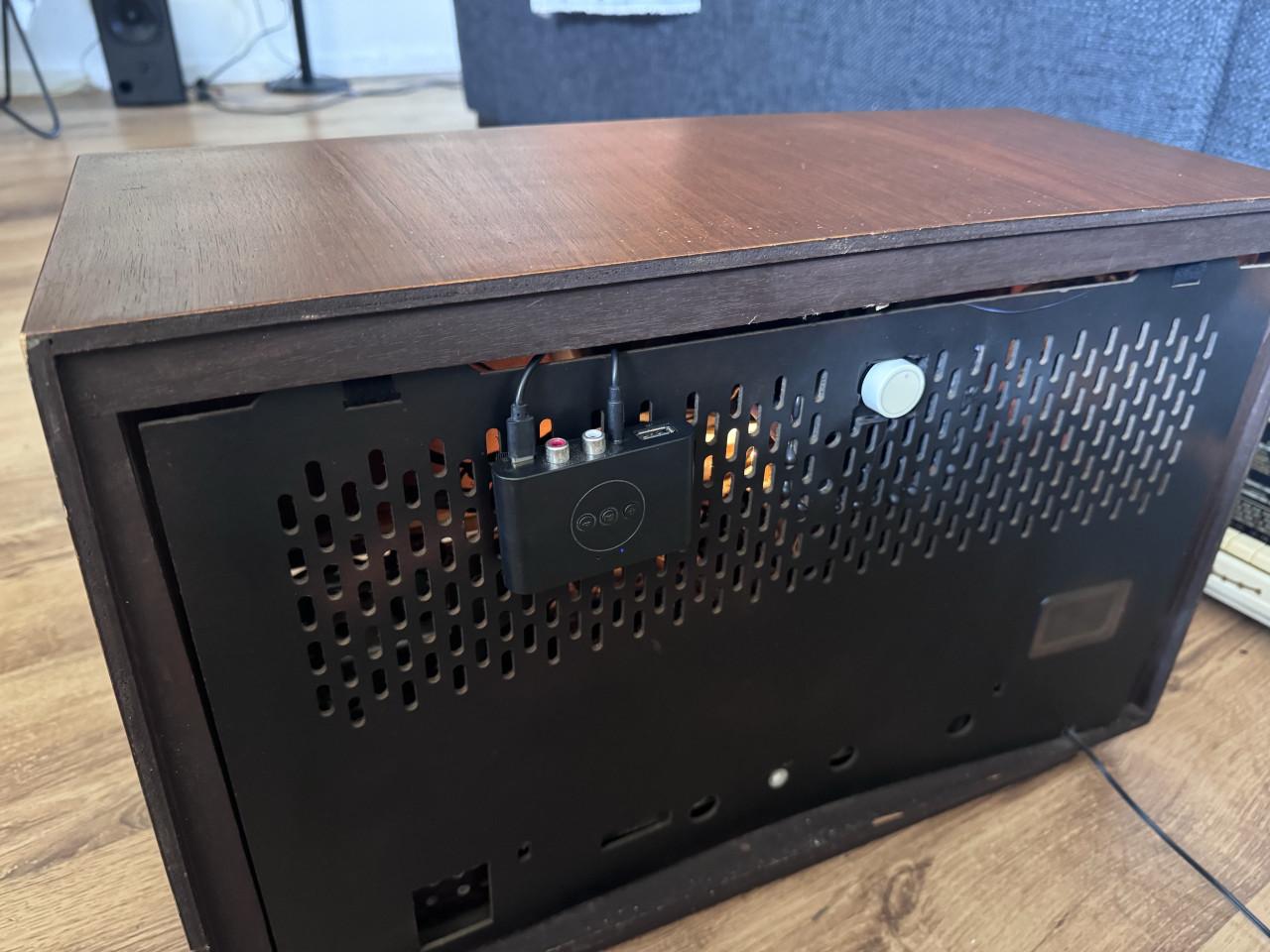 Oude radio Blaupunkt Granada 1960 omgebouwd