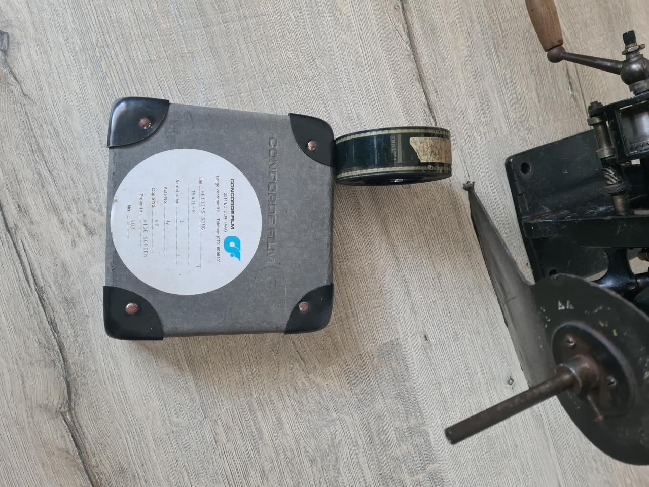 Oude 36 mm filmprojector onderdeel