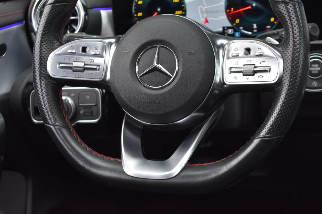 Mercedes-Benz Cla shooting brake 180 amg night | sfeerverlichting | apple c