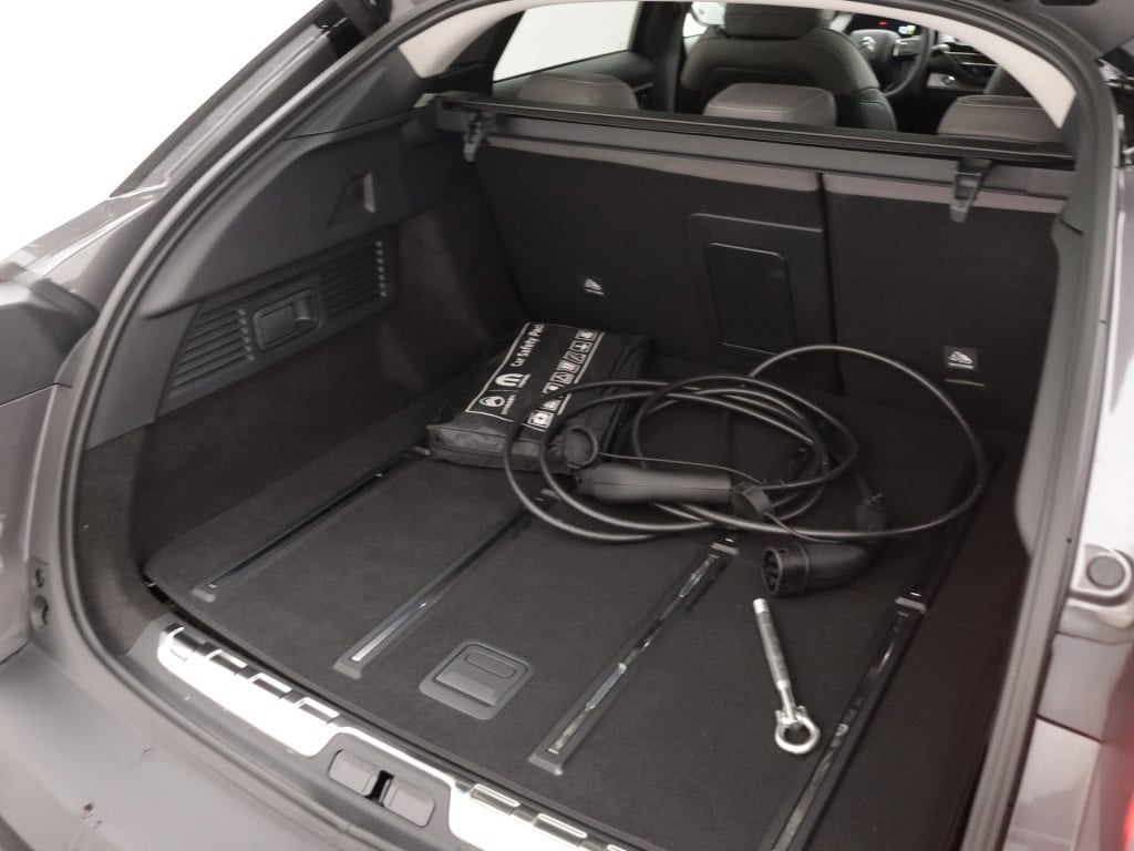 Citroen C5 X plug-in hybrid 225pk automaat max | panoramisch schuif kanteld
