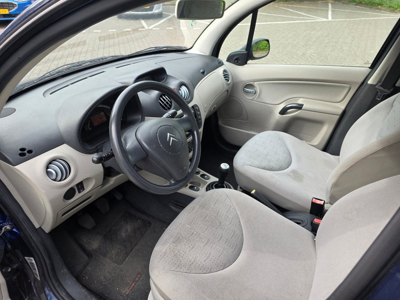 Koopje  Citroën C3 1.1i  € 500,-