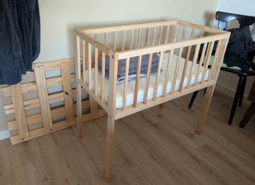 Babybedje/wiegje/Co-sleeper - 40 x 60cm - hout