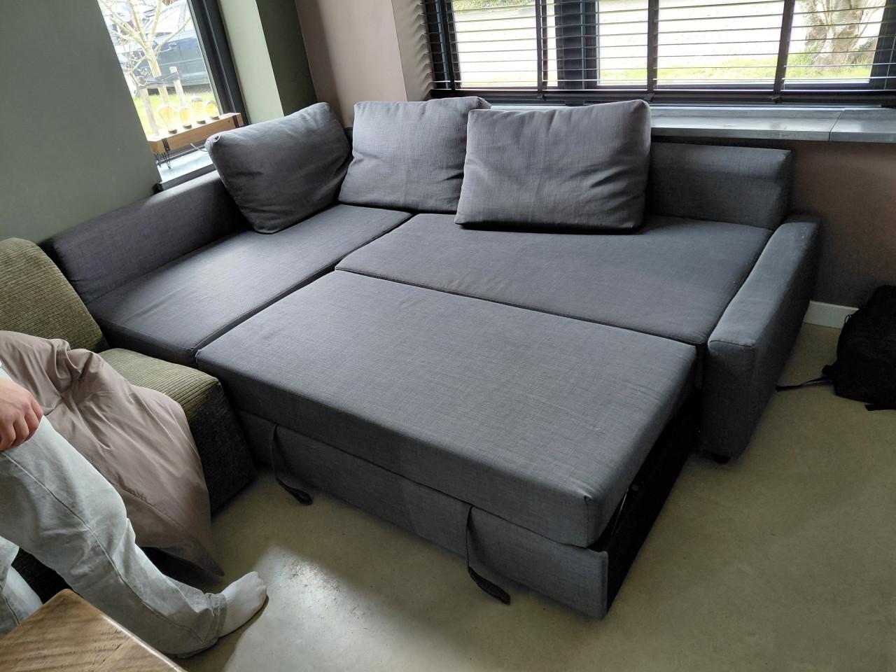 Slaap hoekbank (ikea) vaste prijs €150,-