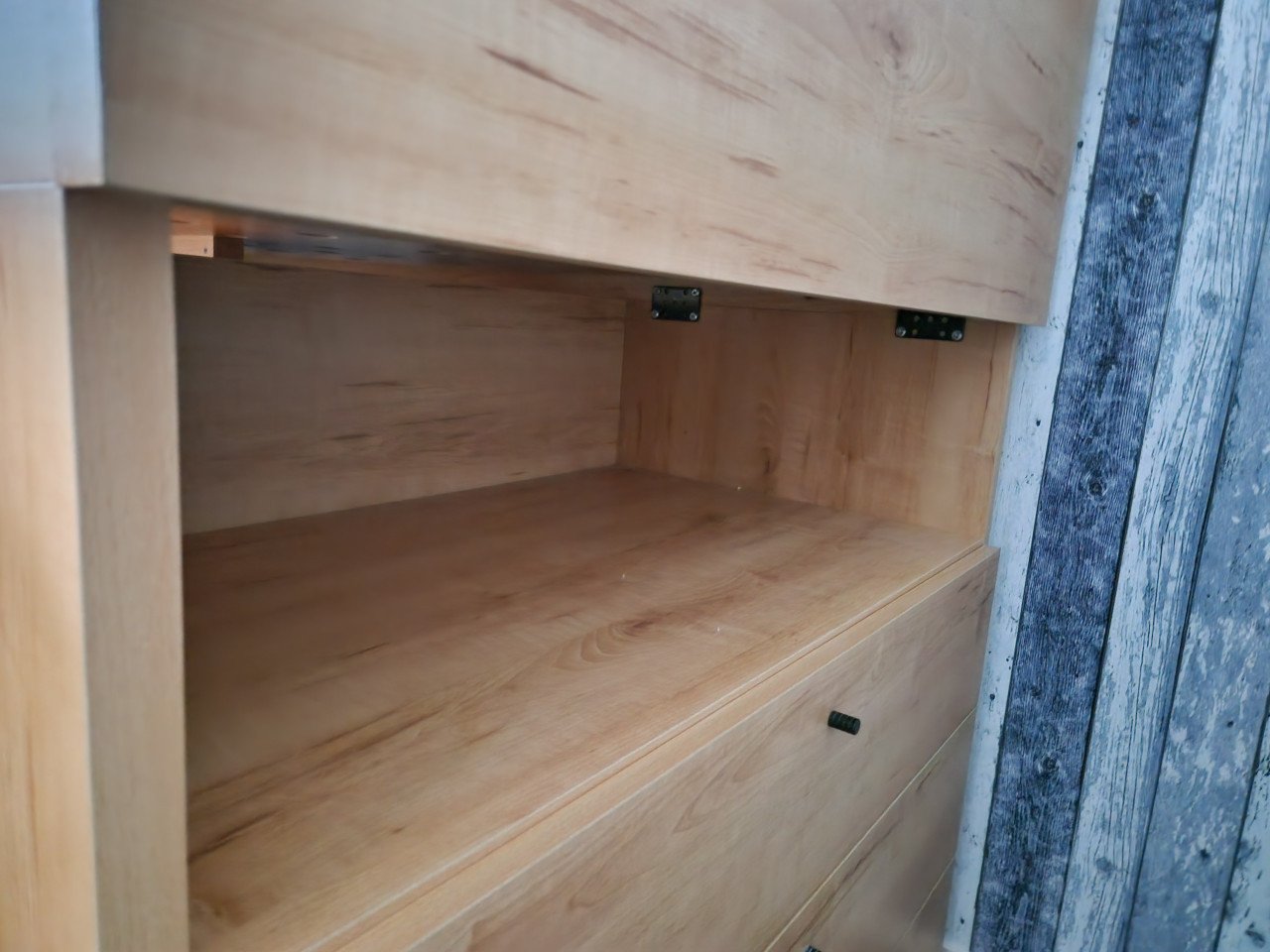 Bed hoogslaper met buro heel veel opbergruimte