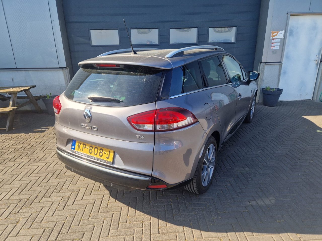 TE KOOP RENAULT CLIO 0.9 TCC EURO 6 SLECHTS 97.584