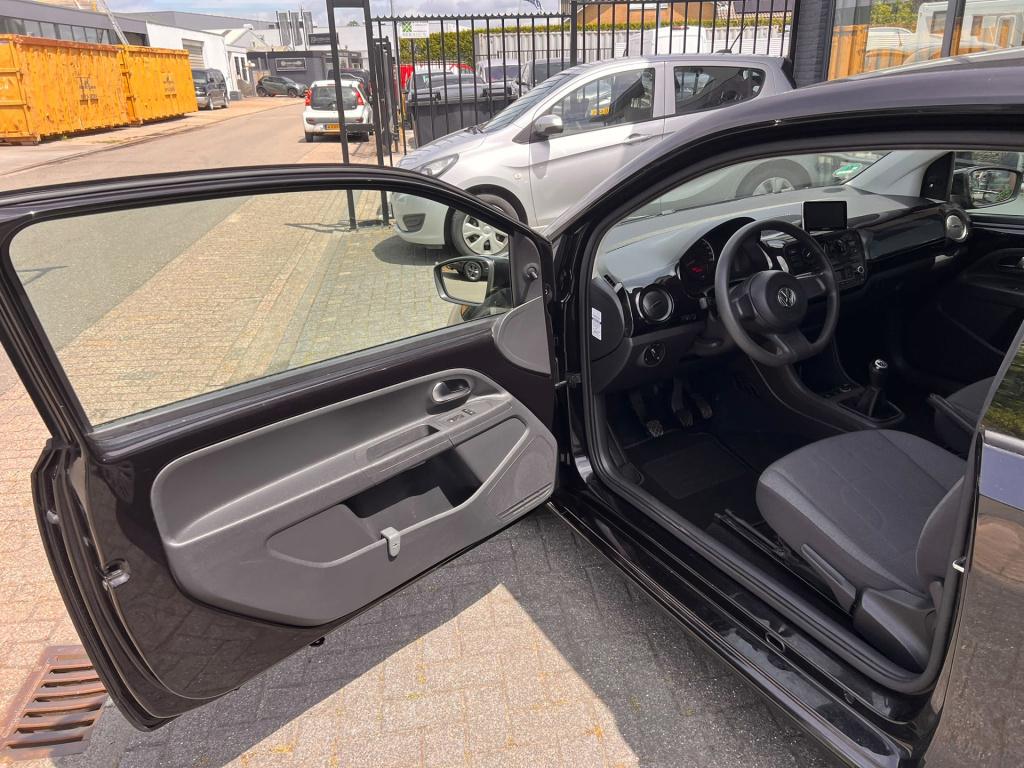 Volkswagen UP! 1.0 move up! bluemotion