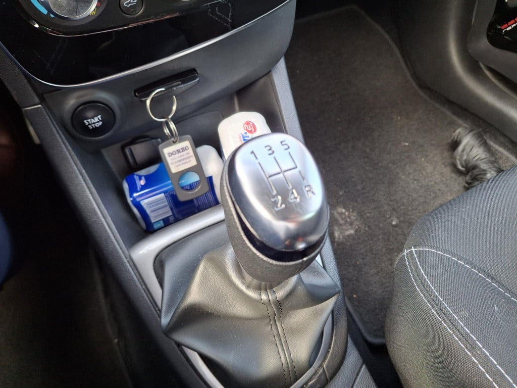 Renault Clio 0.9 tce limited cruise control | parkeersensoren | ac | dab | 