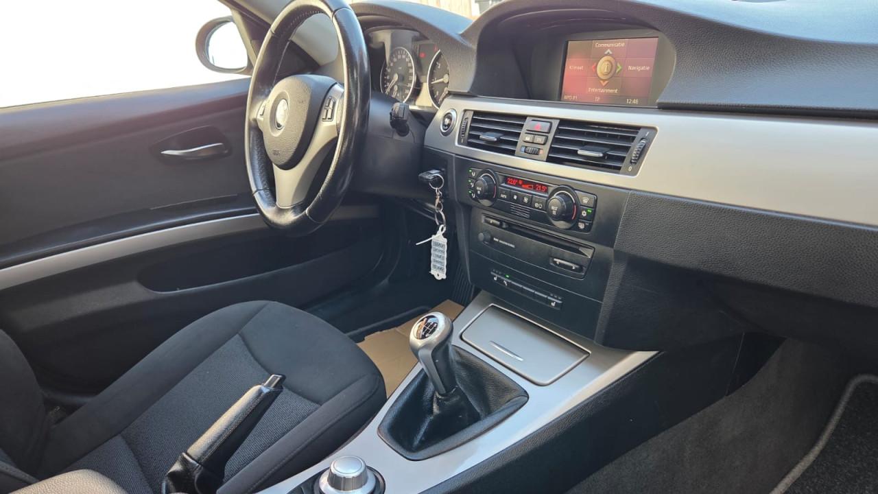 320i High Executive | 183.556 | Climat Control  Panoramadak | Stoelverwarm