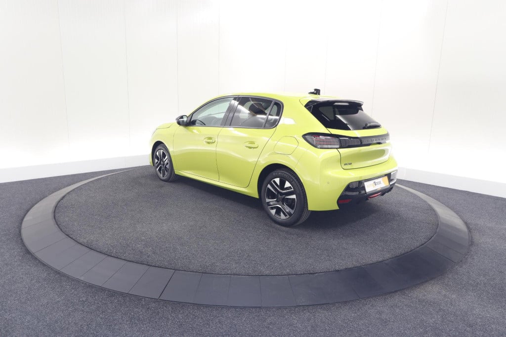 Peugeot 208 puretech 100 allure | parkeersensoren | apple carplay | climate