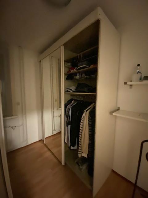 Kledingkasten met schuifdeuren en spiegels