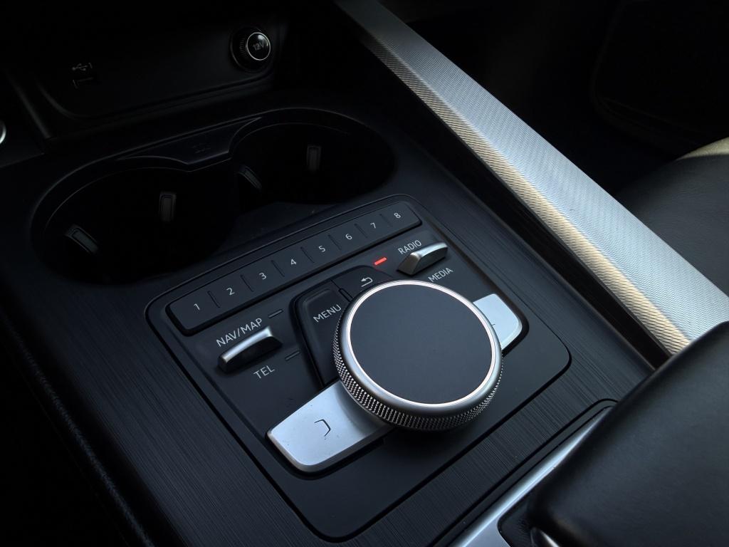 Audi A4 avant 35 tfsi design pro line - leer - trekhaak -