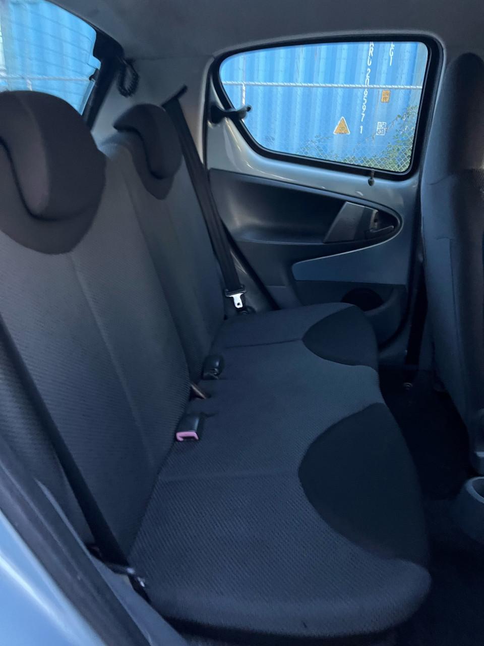 Toyota Aygo 1.0-12V Airco € 999