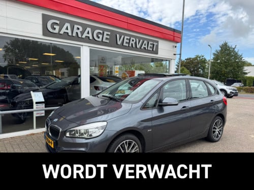 BMW 2-serie active tourer 220i high executive