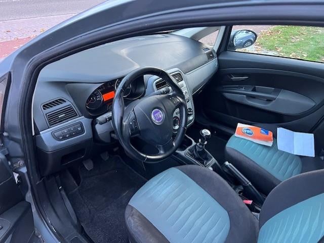 Renault Clio 1.2-16v authentique