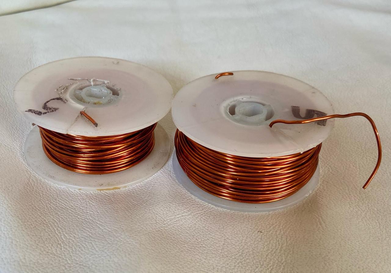 Koperdraad op spoel 494 gram