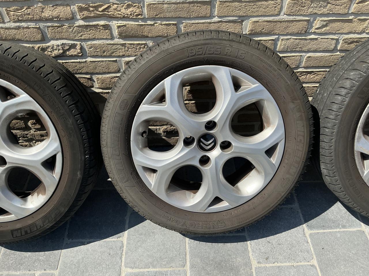LM velgen met banden C3 Citroën origineel met Michelin banden