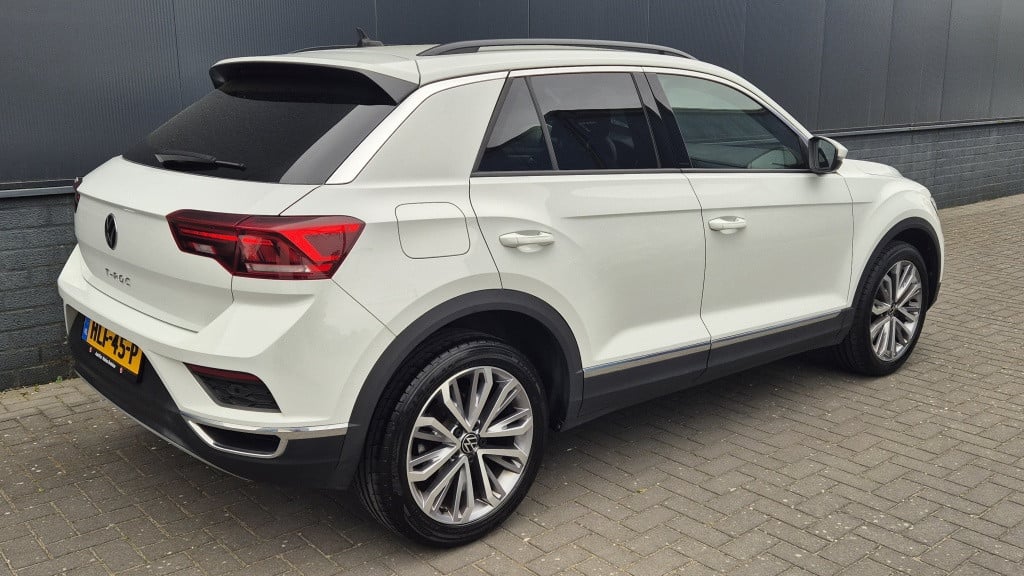 Volkswagen T-roc 1.5 tsi sport r *navi*camera*virtual*acc*blind-spot*clima*